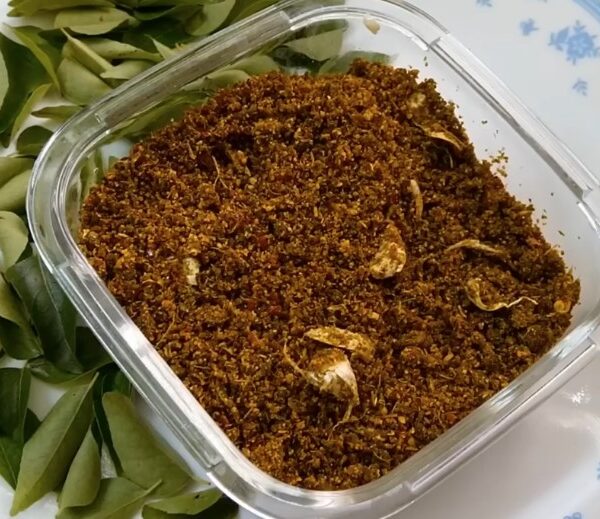 karivepaku-podi